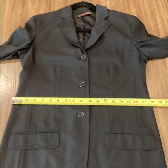 Authentic Bally Women's black 3 button office jacket Blazer size 6 - Picture 10 of 13